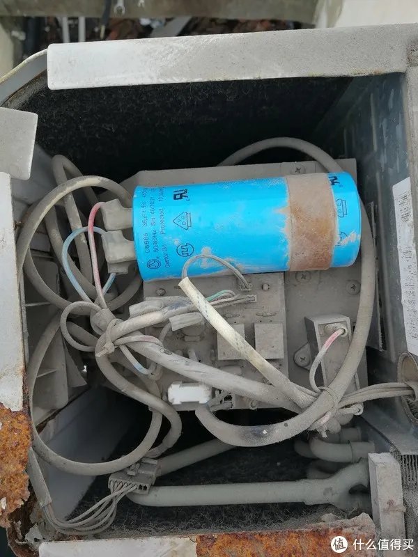 自己更换空调压缩机启动电容