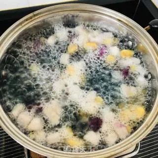 烧仙草.鲜芋仙