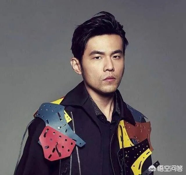 2018年《中国好声音》中哪位导师的唱功实力比较强?为什么?