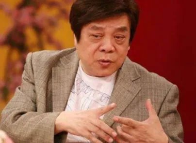 赵忠祥留下5亿遗产,没有给妻子儿子,为什么全都给了心肝宝贝?