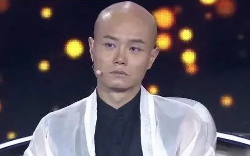 得罪了金星还强吻谢娜,乐嘉到底为何被封杀?