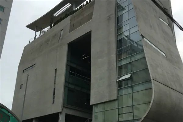 韩国十大经纪公司:pledis上榜,第四靠一团撑起一个公司