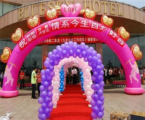 不同风格婚庆拱门图片的介绍和价格 2018婚庆拱门价格解析
