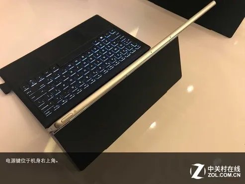 可插SIM卡的骁龙本 惠普ENVY x2上手组图