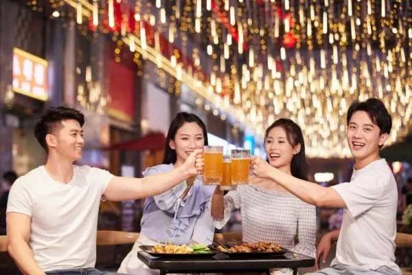 武汉10人进餐先点9人菜,这样做的目的是什么?