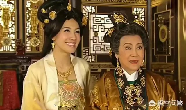 李施嬅在TVB剧《宫心计》和《公主嫁到》的表现上,有何不同?