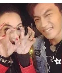 张柏芝和谁大婚?