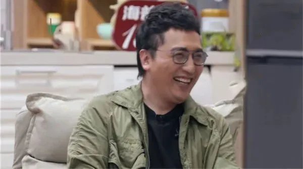 朱丹口播卡壳,被华少嘲笑,她的业务能力不行了吗?
