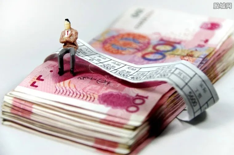年薪最高50万 教师的工资到底有多高?