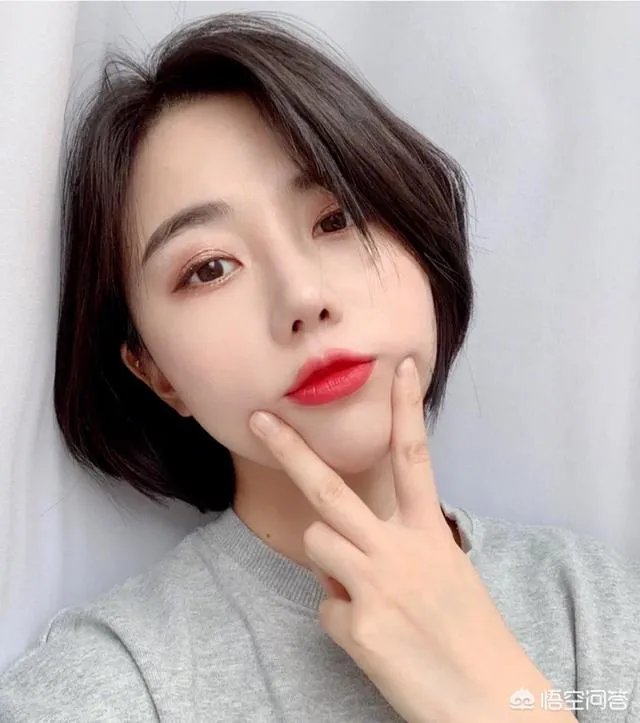 有哪些好看的短发发型?