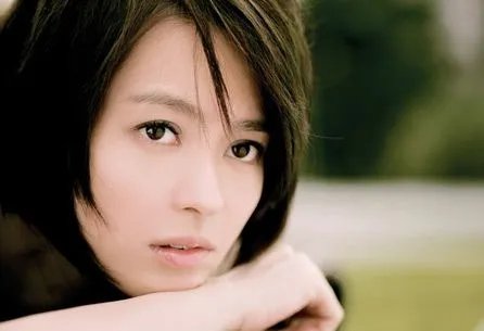 短发歌词的全文是什么?