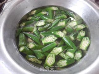 秋葵炒肉