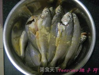 干炸小黄鱼