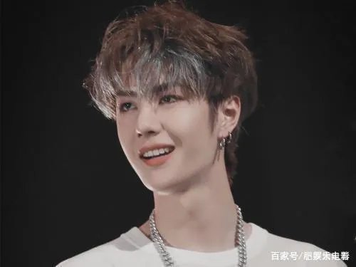 李易峰王一博否认恋情,3000万顶流瓜成谜?