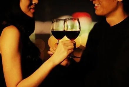 总是怀疑老婆出轨,我该怎么办?