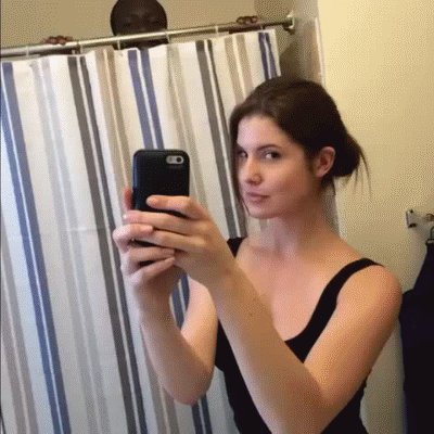 黑丝巨乳萌妹遭遇邪恶触手！寻觅爆点的动态图