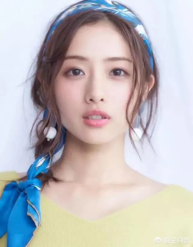 为什么蛋糕店的女店员普遍颜值高?