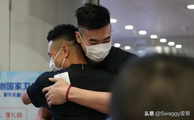 首钢体测3人未通过,杨鸣获新身份,劳森道歉,你怎么看?