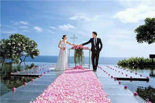 江阴婚纱摄影排名 江阴拍婚纱照价格一般多少