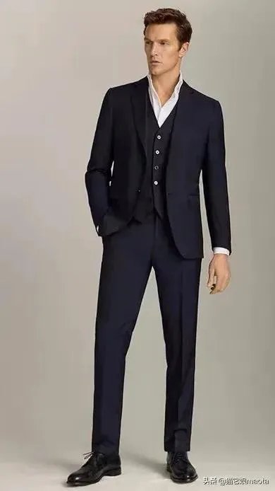 有没有适合职场青年的服装品牌?