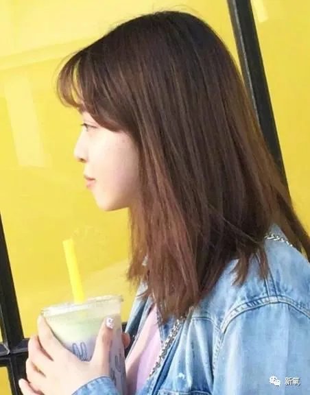 王中磊闺女晒长腿照,娱乐圈大佬们的千金都长什么样?