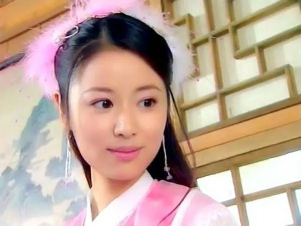 《少年张三丰》为什么有两个冰心?
