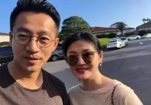 汪小菲发声力挺小S,随后紧急删除微博,此举的背后有何深意?