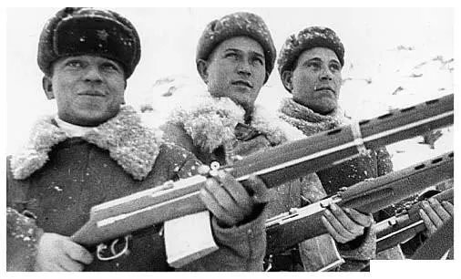 SVT-40半自动步枪在二战中真的生产了100万支吗？