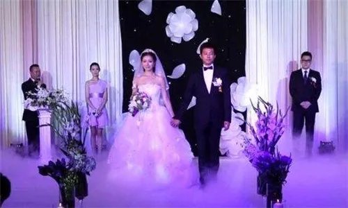 北京婚礼司仪一般多少钱 婚礼司仪应该具备什么条件