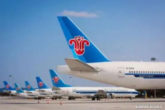 空姐执勤时洗手间发内衣照被开除 法院:合理合法
