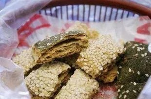 宁波的溪口千层饼好吃吗?可以自己做着吃吗?