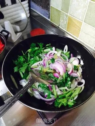 十三香辣龙虾