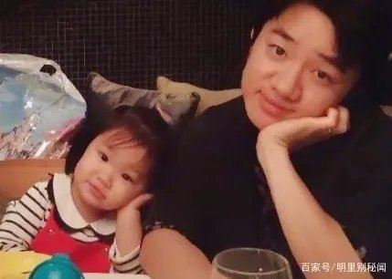 王祖蓝求婚遭李亚男父亲反对,豪掷五百万和一亿别墅,你怎么看