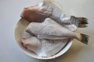 家常扒皮鱼