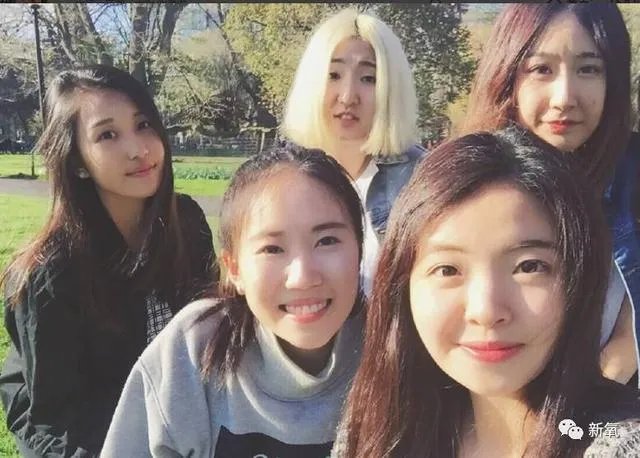 王中磊闺女晒长腿照,娱乐圈大佬们的千金都长什么样?
