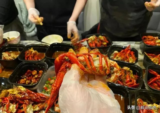 JDG春季赛首胜，壕点“1W多小龙虾”外卖犒劳选手，场面堪称史诗级，养战队耗钱吗？