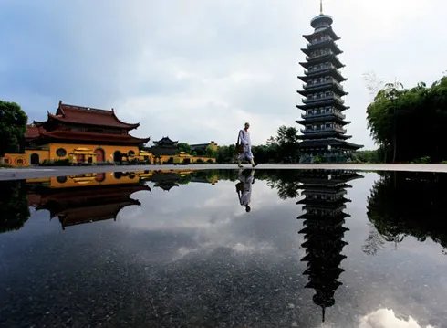 杭州有什么好玩的地方适合年轻人去?
