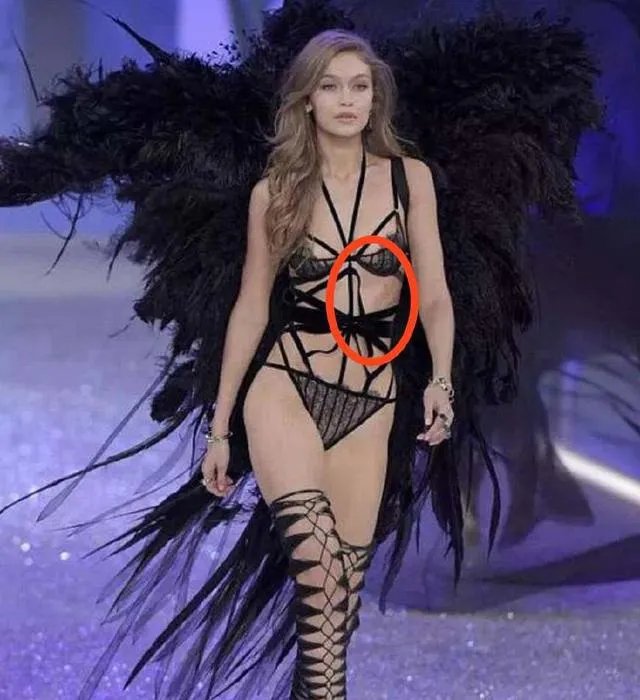 #维密大秀#有哪些维密天使曾经在维密T台上跌倒过?