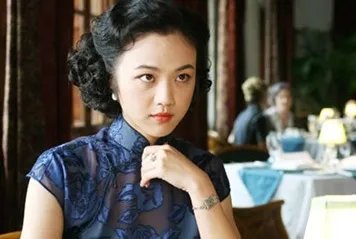 汤唯腋毛