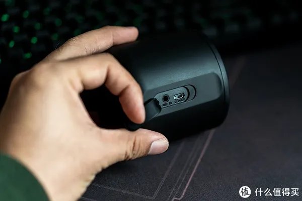 ¥39包邮的全新洋垃圾,沃尔玛大超市自有品牌,IP4X三防Blackweb男牙音箱