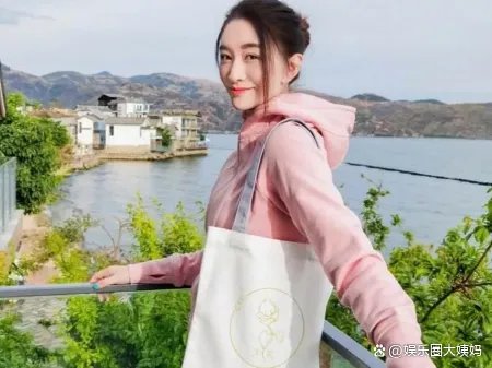 鄢颇因李小冉被砍20刀险丧命,李小冉却能拿5亿彩礼,这是为什么?