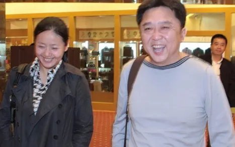 郭德纲经常拿于谦的老婆开玩笑,于谦的老婆会不会生气呢