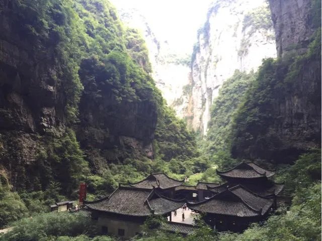 重庆出发3天自驾游攻略求推荐?
