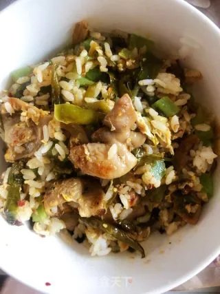 青椒肥肠炒饭