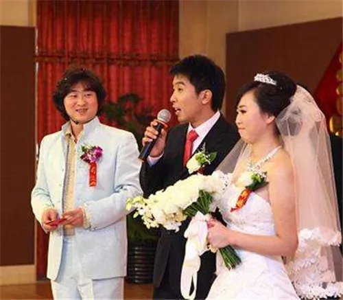 北京婚礼司仪一般多少钱 婚礼司仪应该具备什么条件