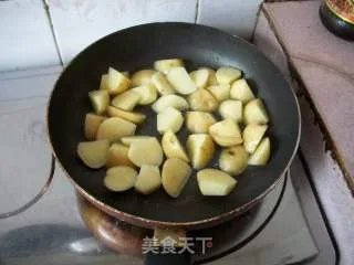 土豆焖饭