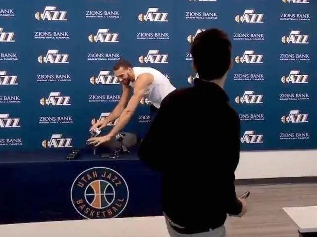 NBA联盟应该处罚爵士队戈贝尔吗?新冠会对其生涯造成影响吗?