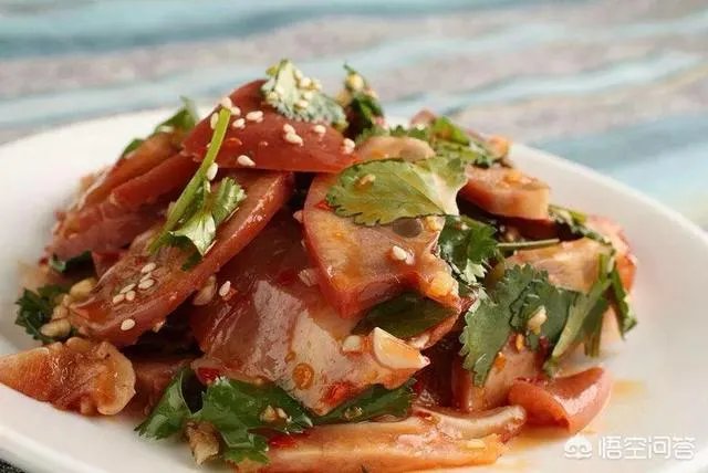 调熟猪头肉的配料怎么做才好吃呢？