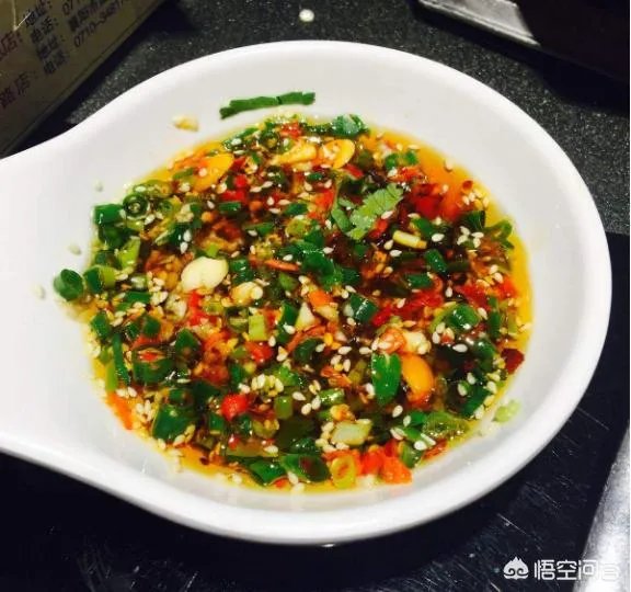 调熟猪头肉的配料怎么做才好吃呢？
