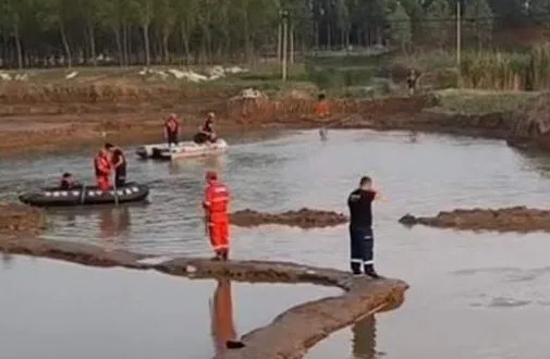 河北献县5名儿童在坑塘中溺亡,事故发生的主要原因是什么?
